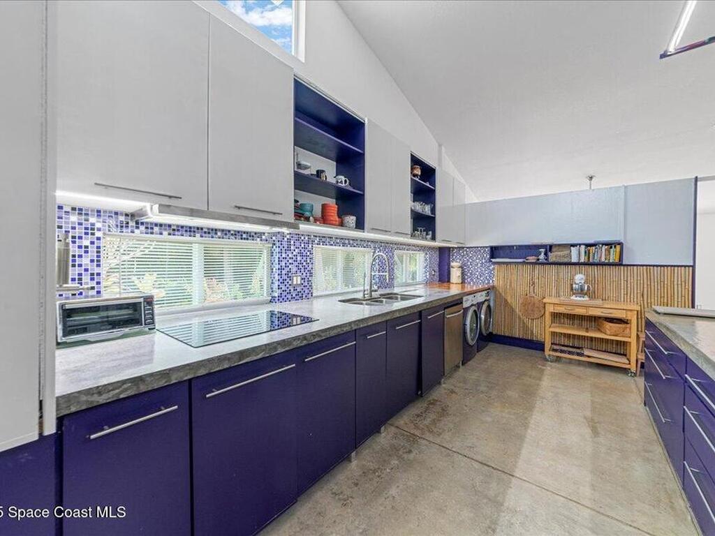 7144 Floridana Avenue, Melbourne Beach, FL 32951