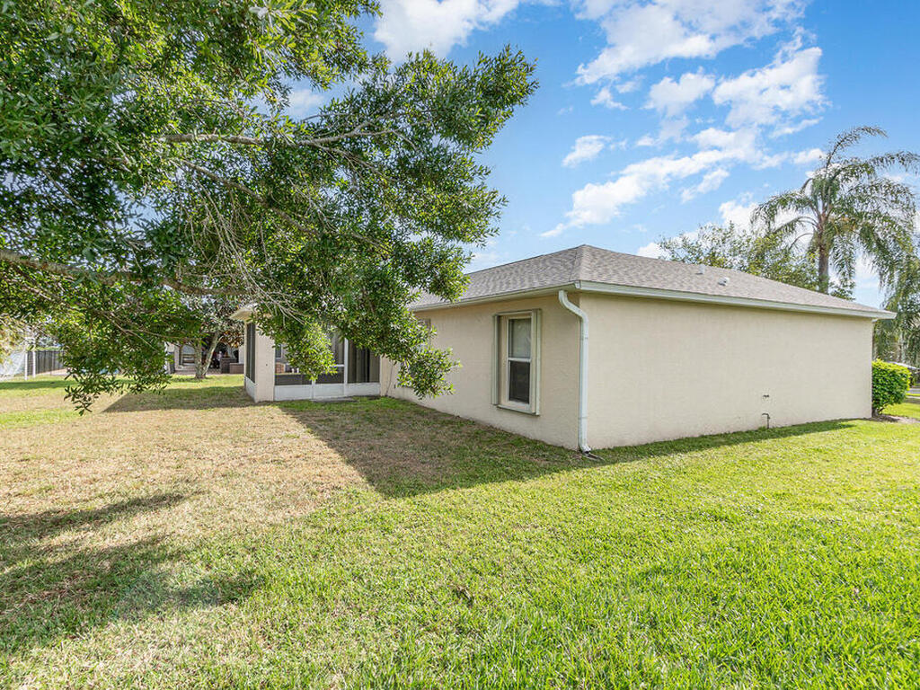 1742 Laramie Circle, Suntree, FL 32940