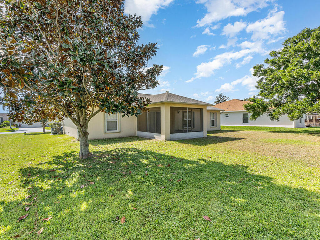 1742 Laramie Circle, Suntree, FL 32940