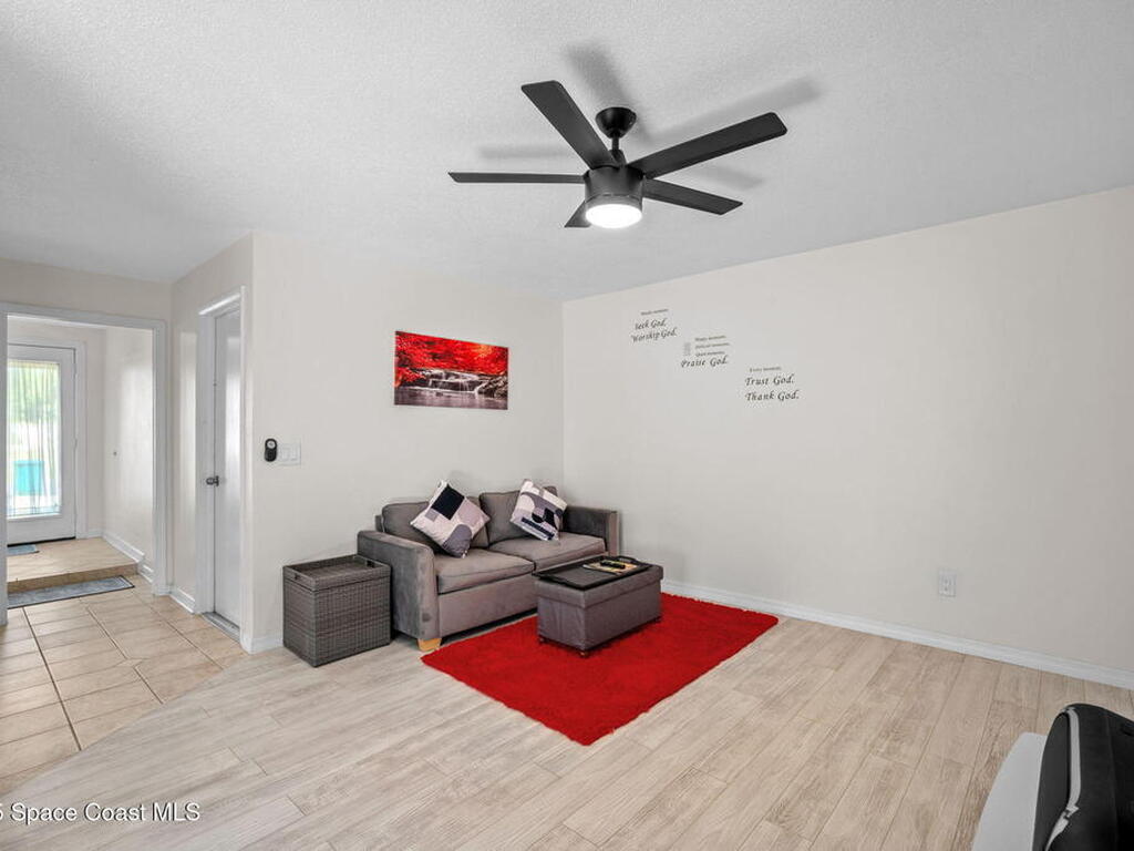 1505 W Central Avenue, Merritt Island, FL 32952