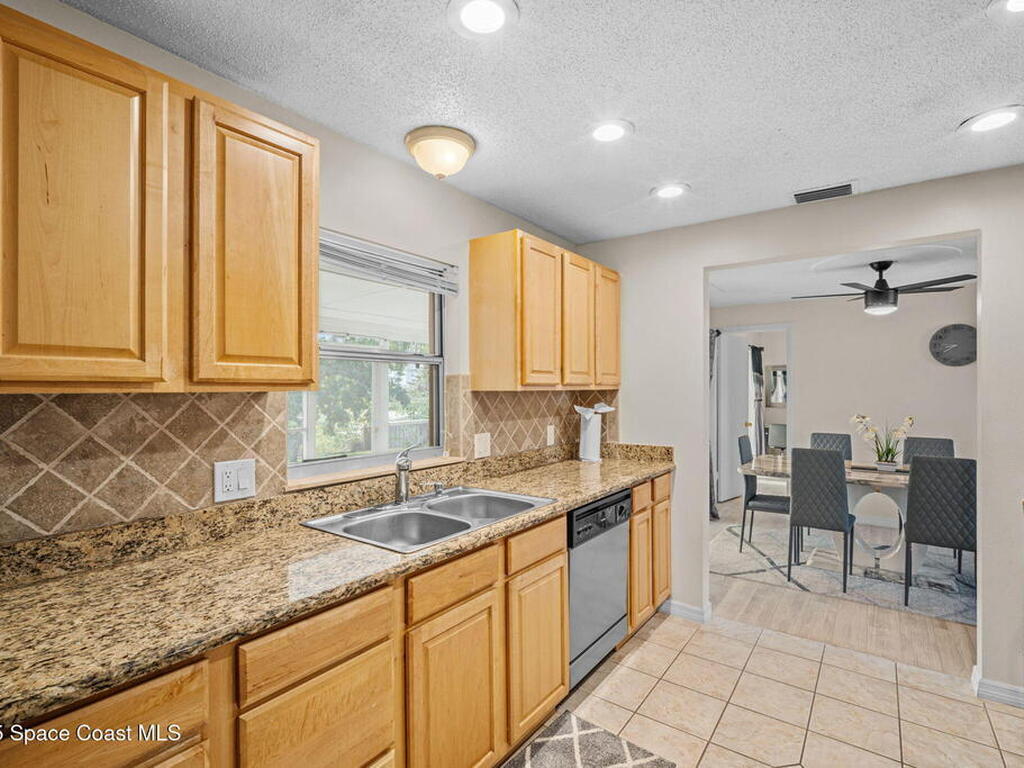 1505 W Central Avenue, Merritt Island, FL 32952