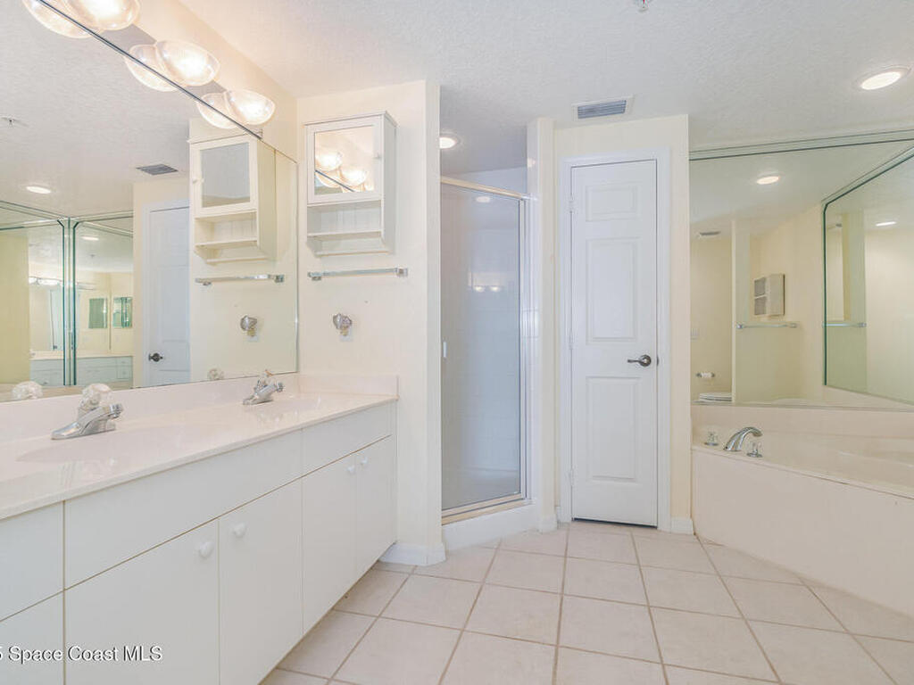 8961 Lake Drive, Cape Canaveral, FL 32920