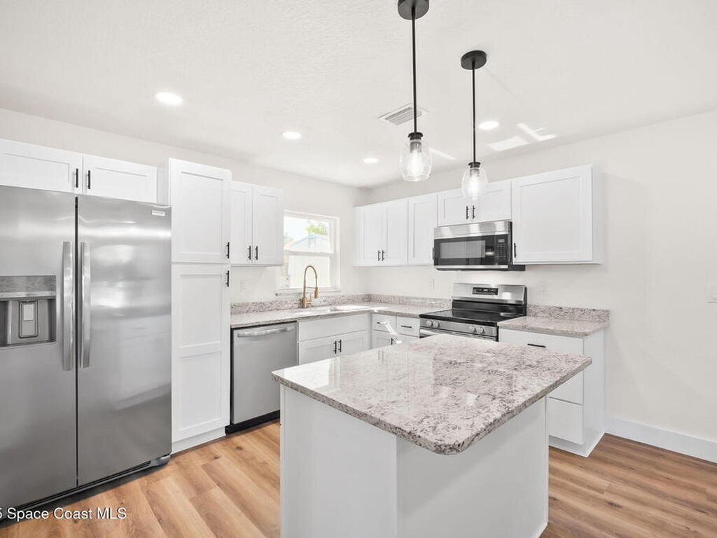 1809 Jackson Avenue, Melbourne, FL 32935