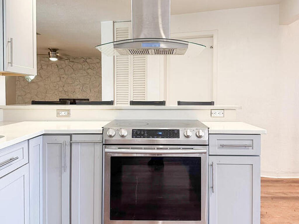 706 Marlene Drive, Holly Hill, FL 32117