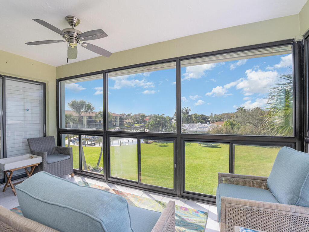 2001 S Banana River Boulevard, Cocoa Beach, FL 32931