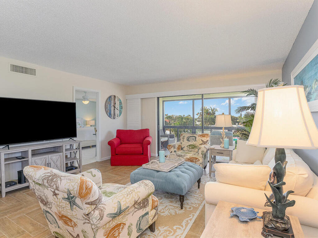 2001 S Banana River Boulevard, Cocoa Beach, FL 32931