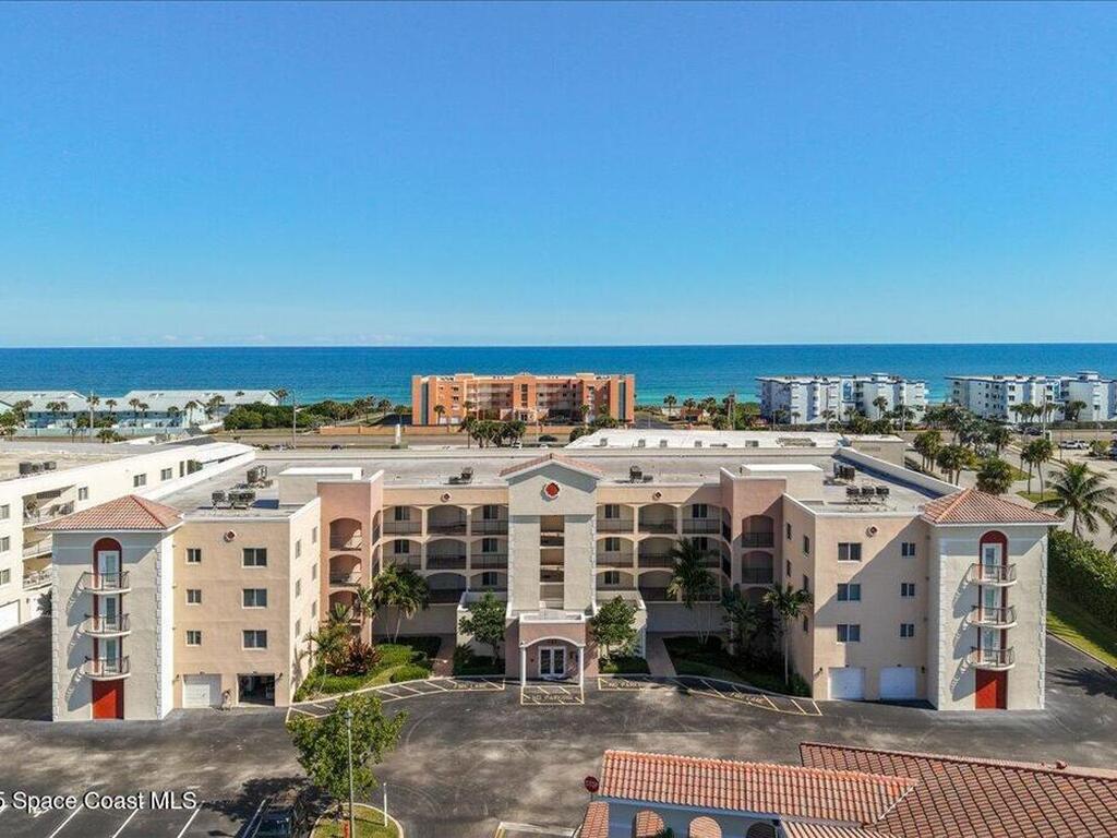 121 Lancha Circle, Satellite Beach, FL 32937