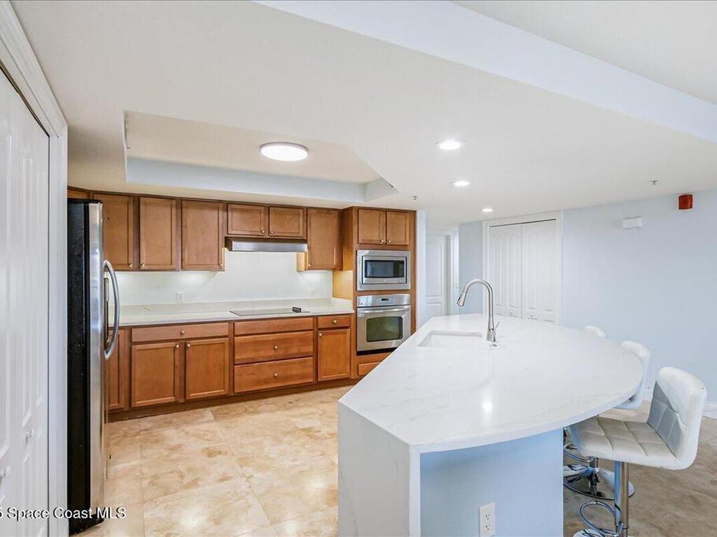 121 Lancha Circle, Satellite Beach, FL 32937