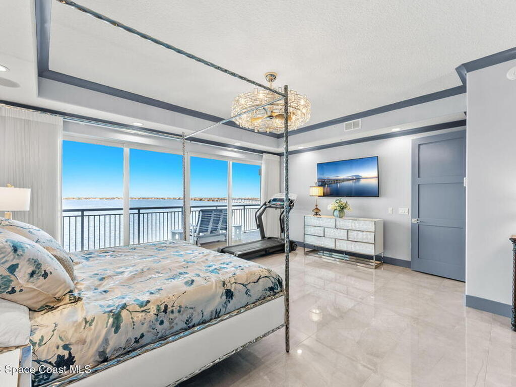 1465 S Harbor City Boulevard, Melbourne, FL 32901