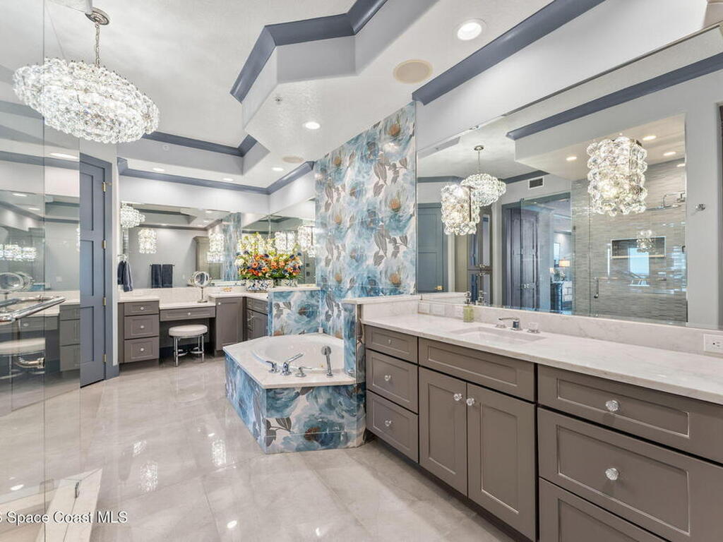 1465 S Harbor City Boulevard, Melbourne, FL 32901