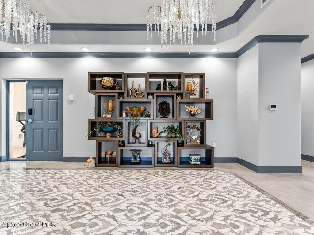 1465 S Harbor City Boulevard, Melbourne, FL 32901