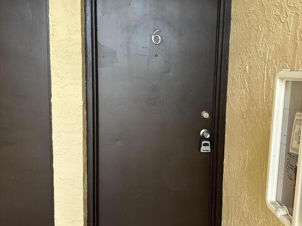 837 Hickory Street, Melbourne, FL 32901