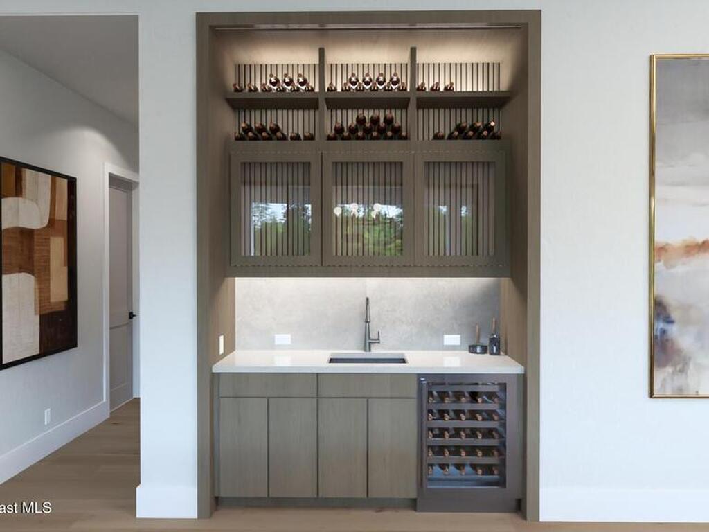 2660 Riverview Court, Vero Beach, FL 32963