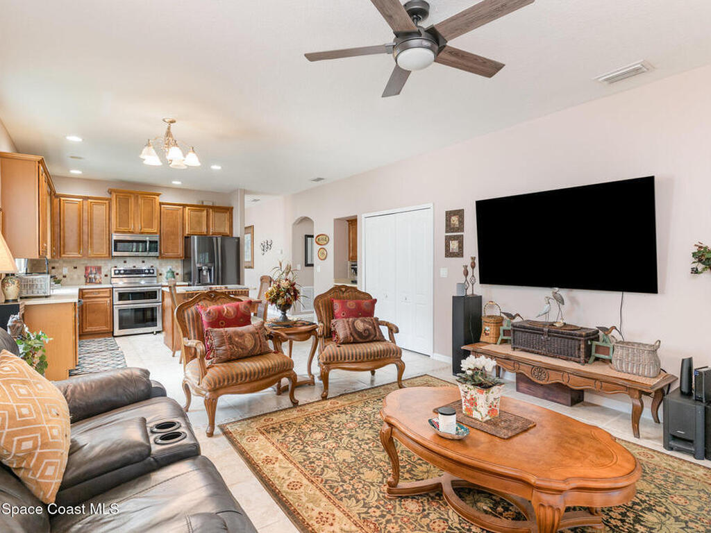 665 Remington Green Drive, Palm Bay, FL 32909