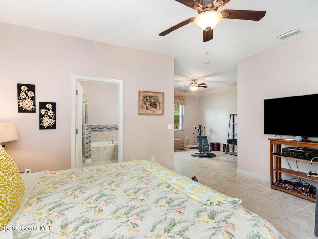 665 Remington Green Drive, Palm Bay, FL 32909