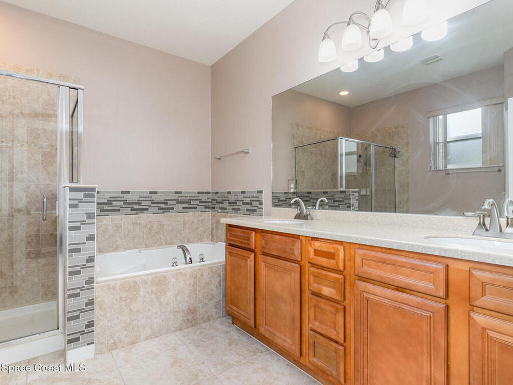 665 Remington Green Drive, Palm Bay, FL 32909