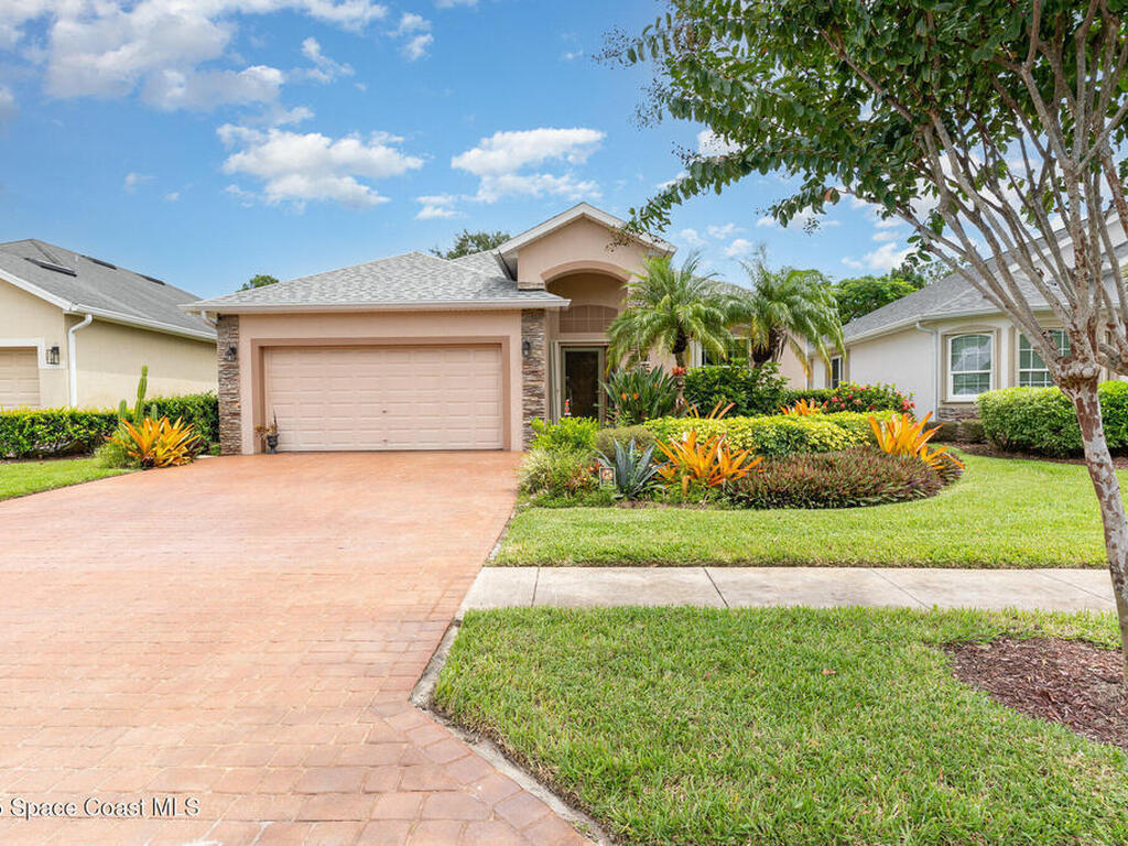 665 Remington Green Drive, Palm Bay, FL 32909