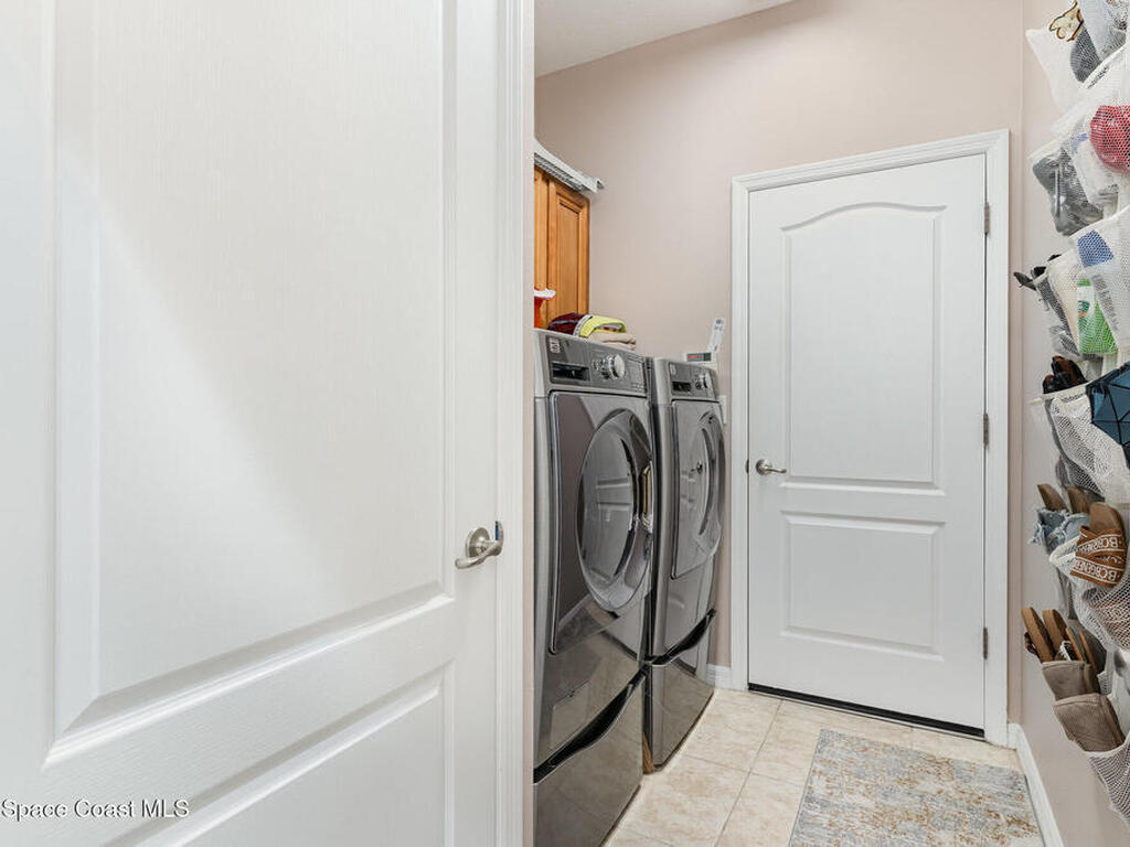 665 Remington Green Drive, Palm Bay, FL 32909