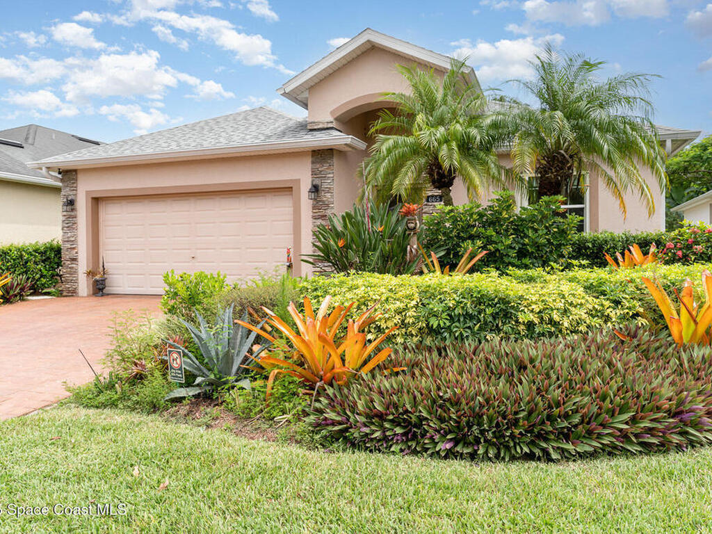 665 Remington Green Drive, Palm Bay, FL 32909