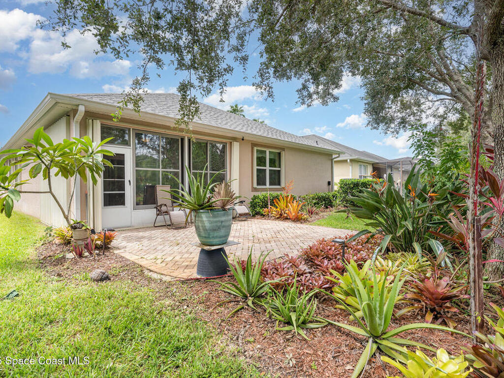 665 Remington Green Drive, Palm Bay, FL 32909
