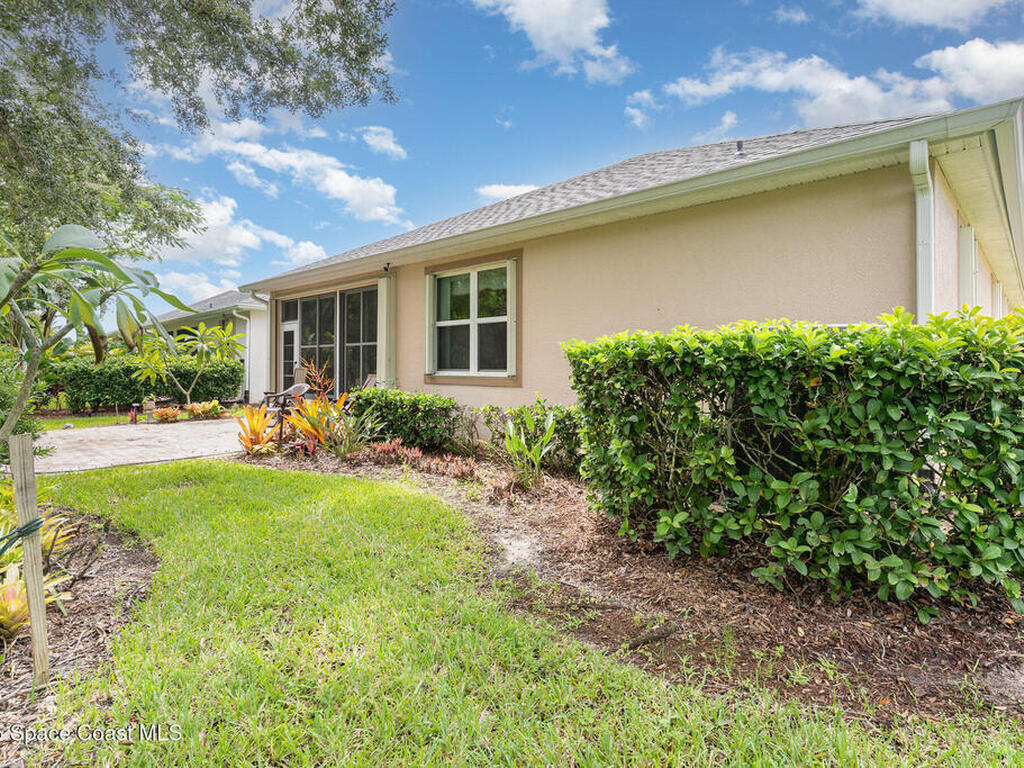 665 Remington Green Drive, Palm Bay, FL 32909