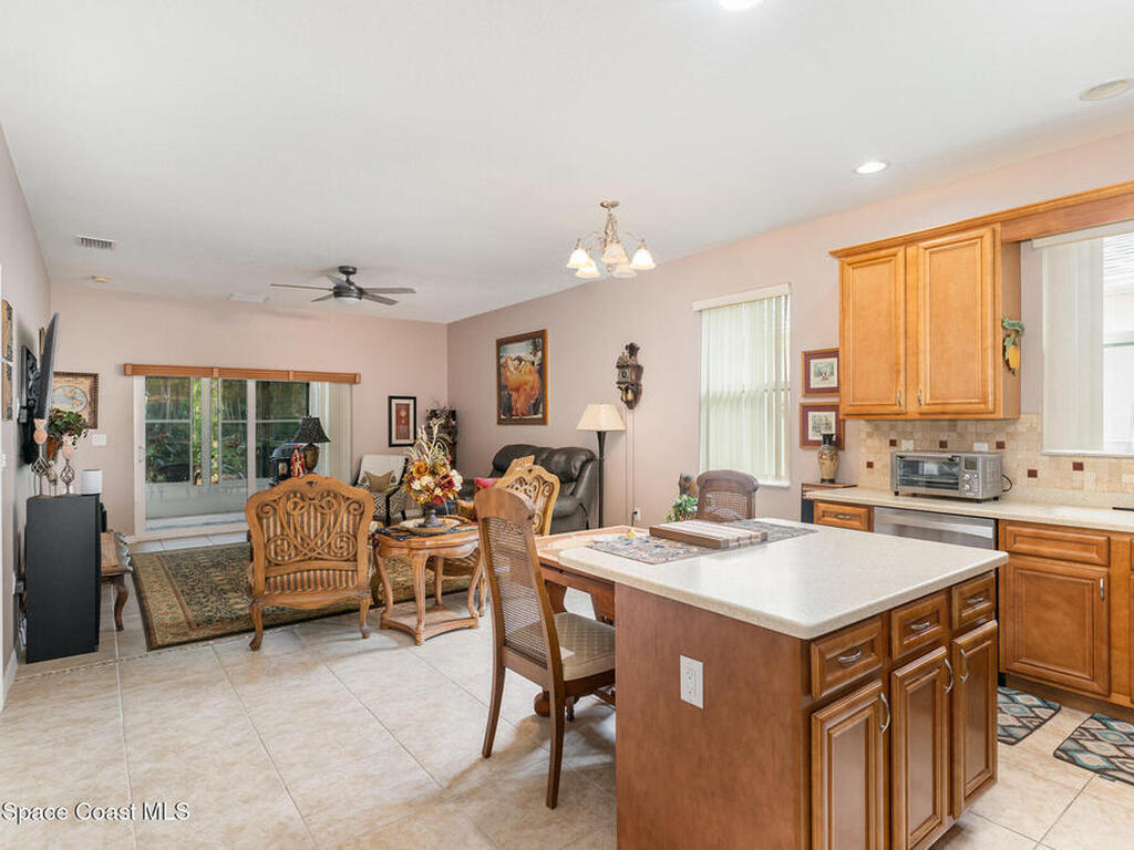 665 Remington Green Drive, Palm Bay, FL 32909