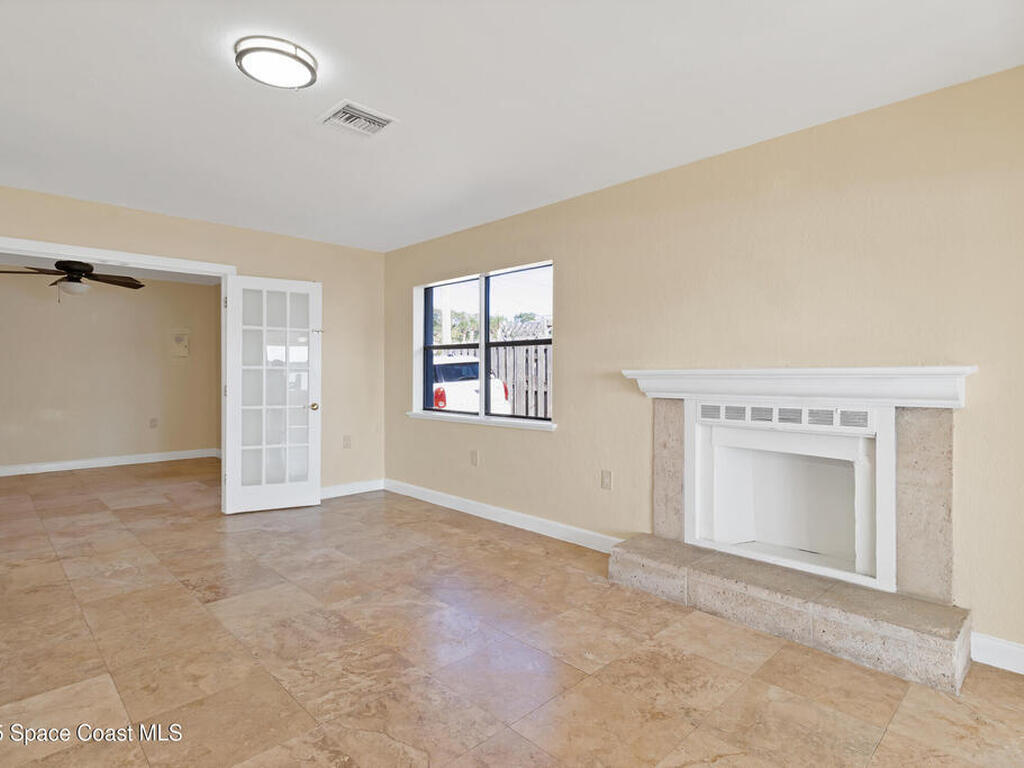 3949 Canal Drive, Sebastian, FL 32976