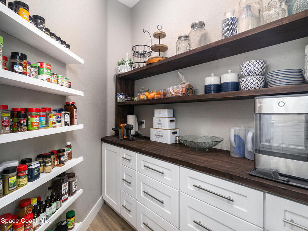 2795 Fawn Lake Boulevard, Mims, FL 32754