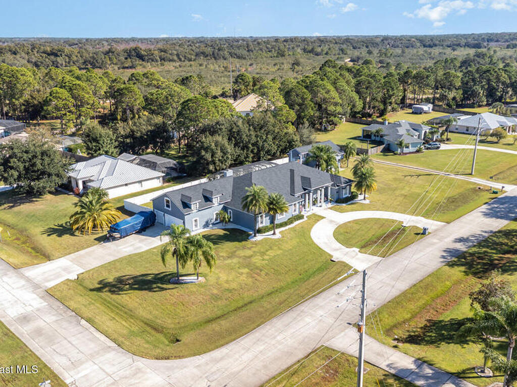 2795 Fawn Lake Boulevard, Mims, FL 32754