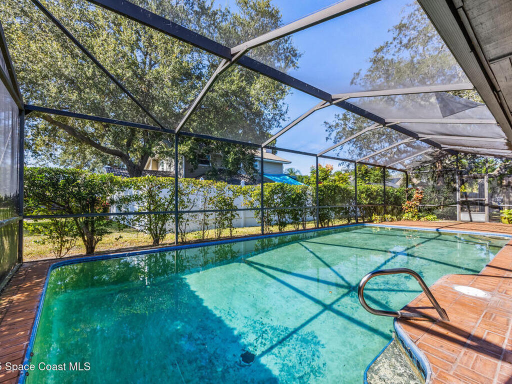 1007 Pineapple Avenue, Palm Bay, FL 32905