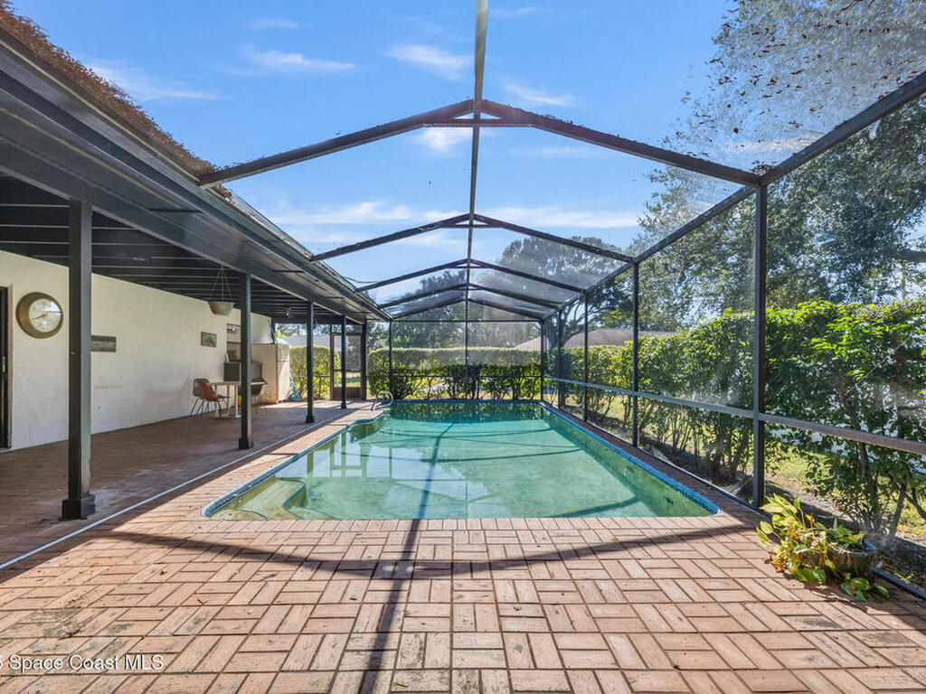 1007 Pineapple Avenue, Palm Bay, FL 32905