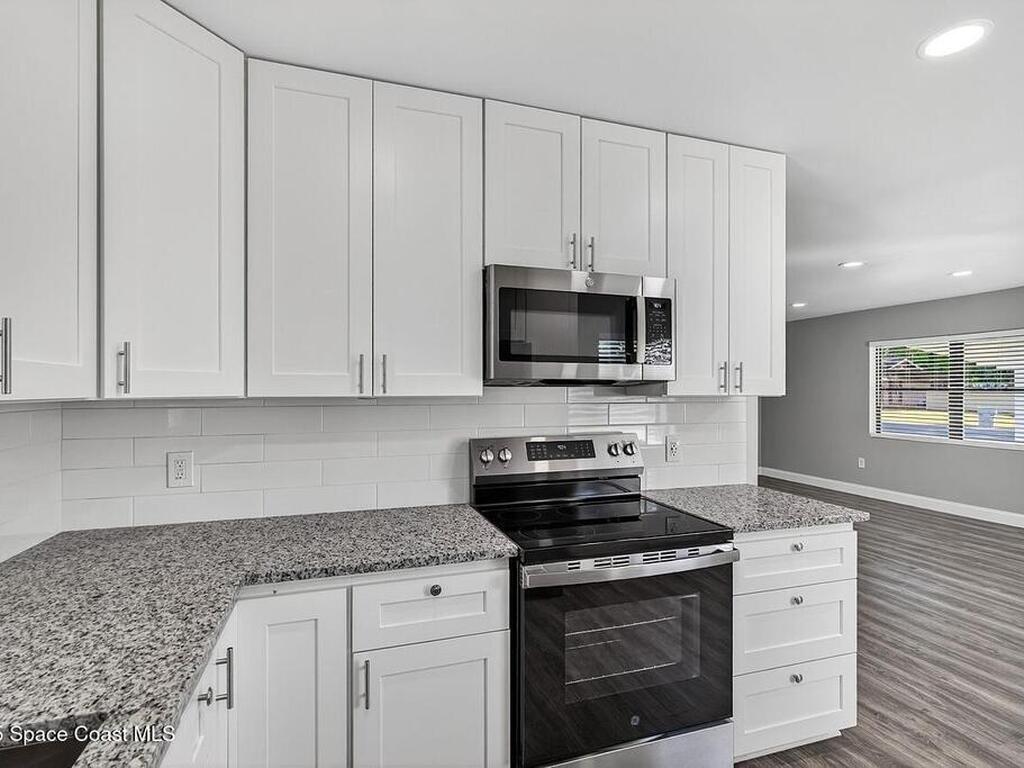 805 36th Avenue, Vero Beach, FL 32960