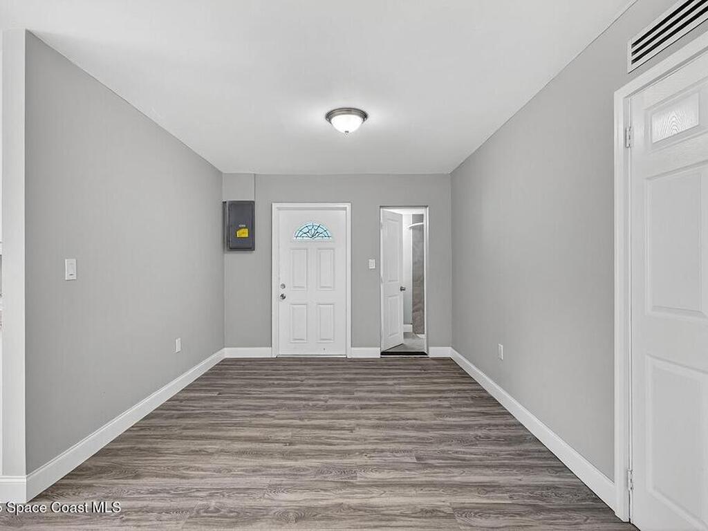 805 36th Avenue, Vero Beach, FL 32960