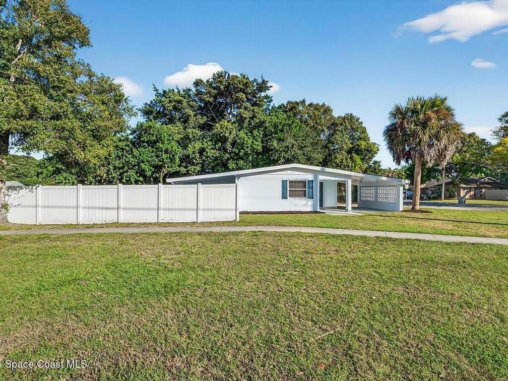 805 36th Avenue, Vero Beach, FL 32960