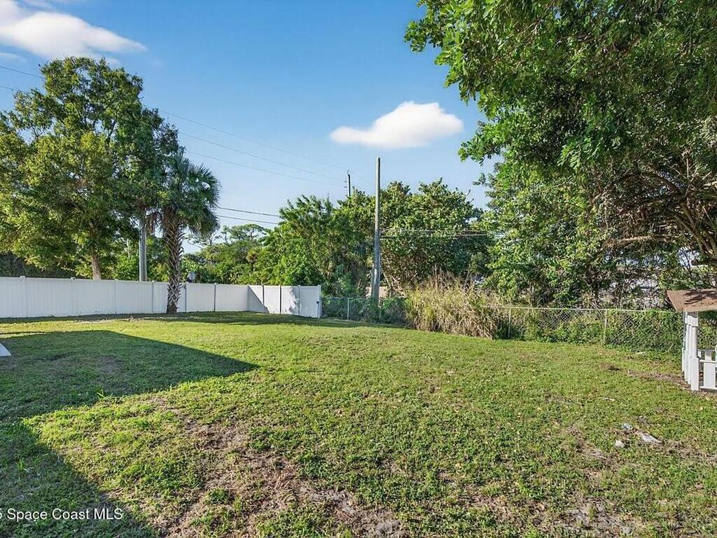 805 36th Avenue, Vero Beach, FL 32960