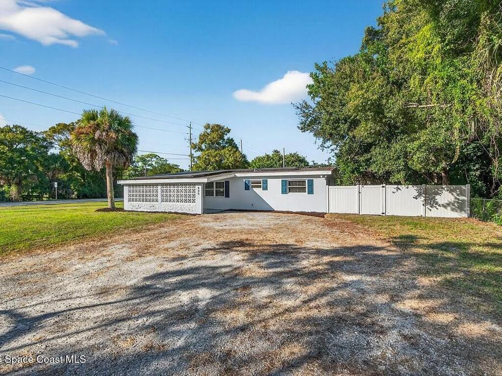 805 36th Avenue, Vero Beach, FL 32960