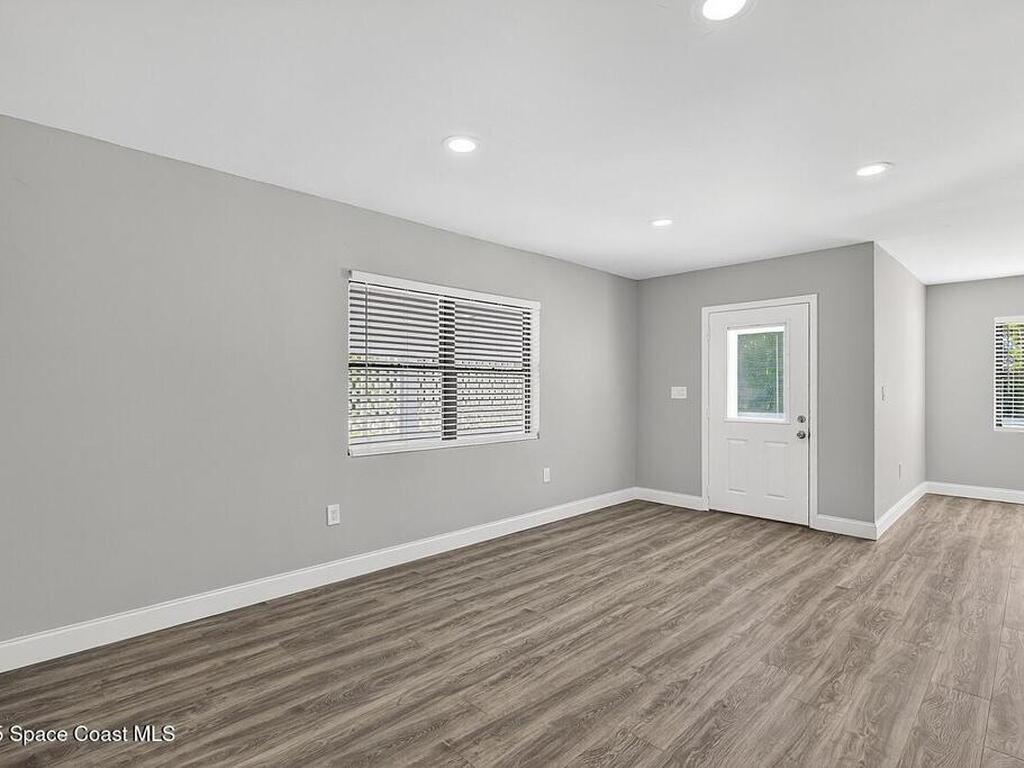 805 36th Avenue, Vero Beach, FL 32960