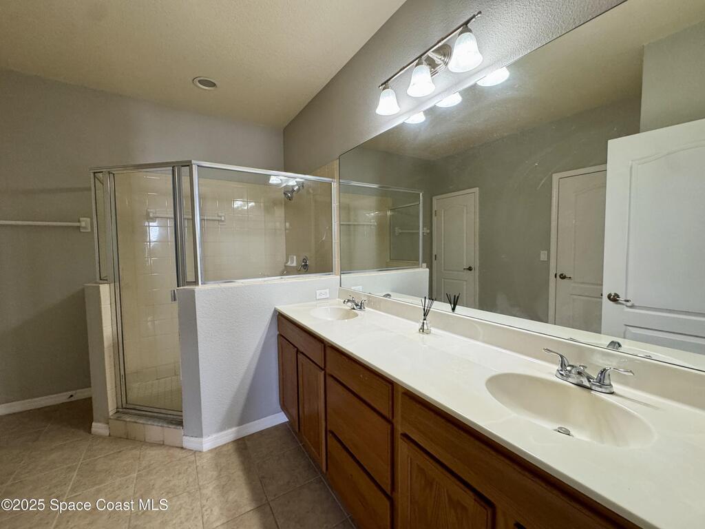 916 Ocaso Lane, Rockledge, FL 32955