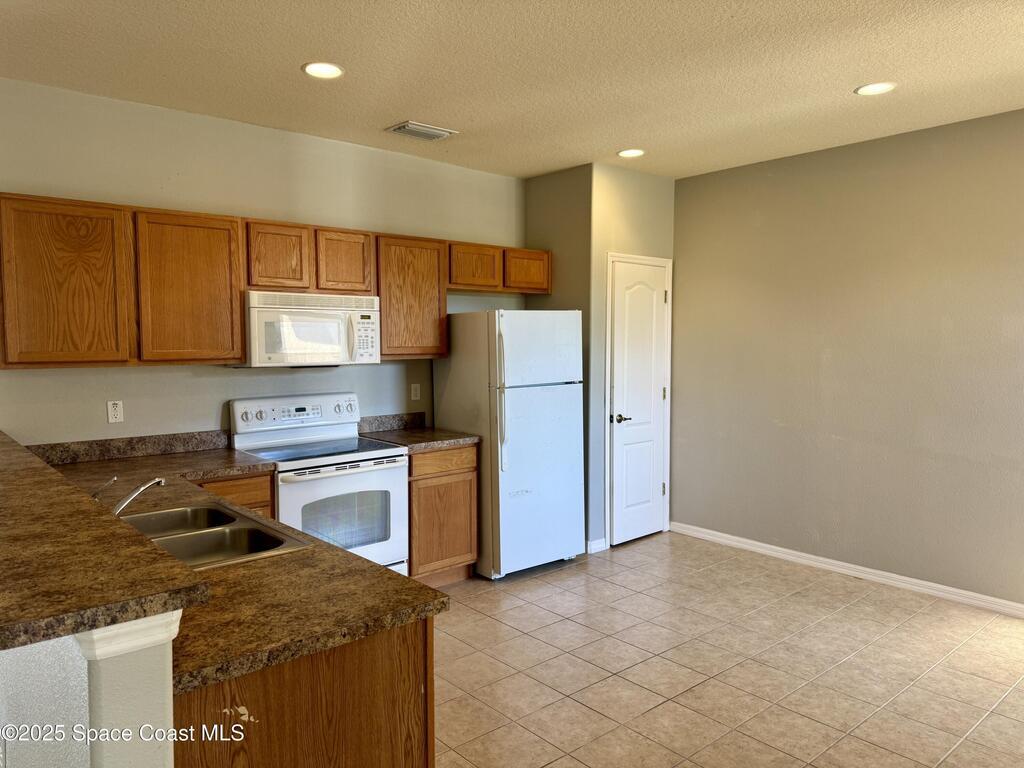 916 Ocaso Lane, Rockledge, FL 32955