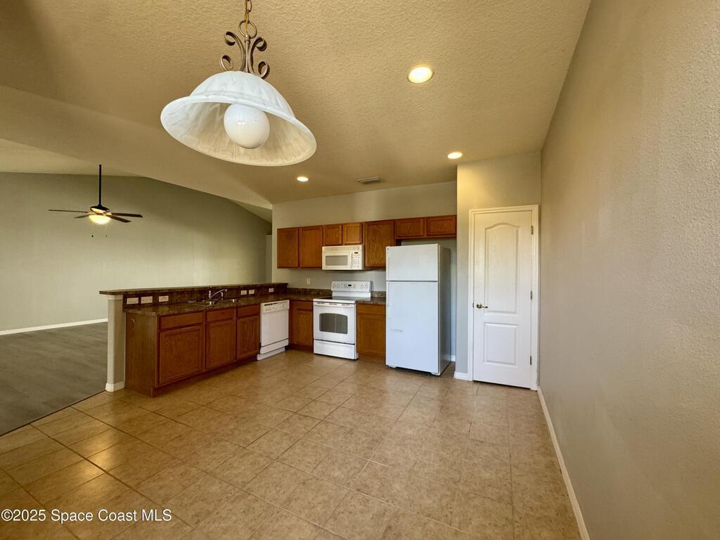 916 Ocaso Lane, Rockledge, FL 32955