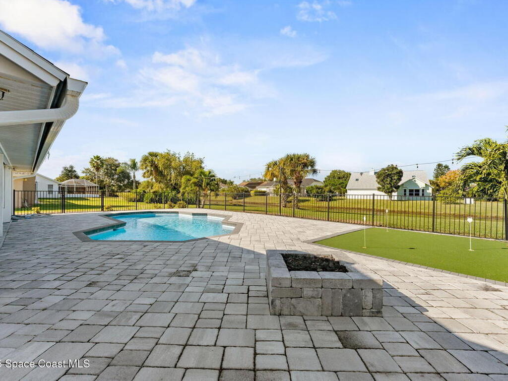 812 Spanish Wells Drive, Melbourne, FL 32940