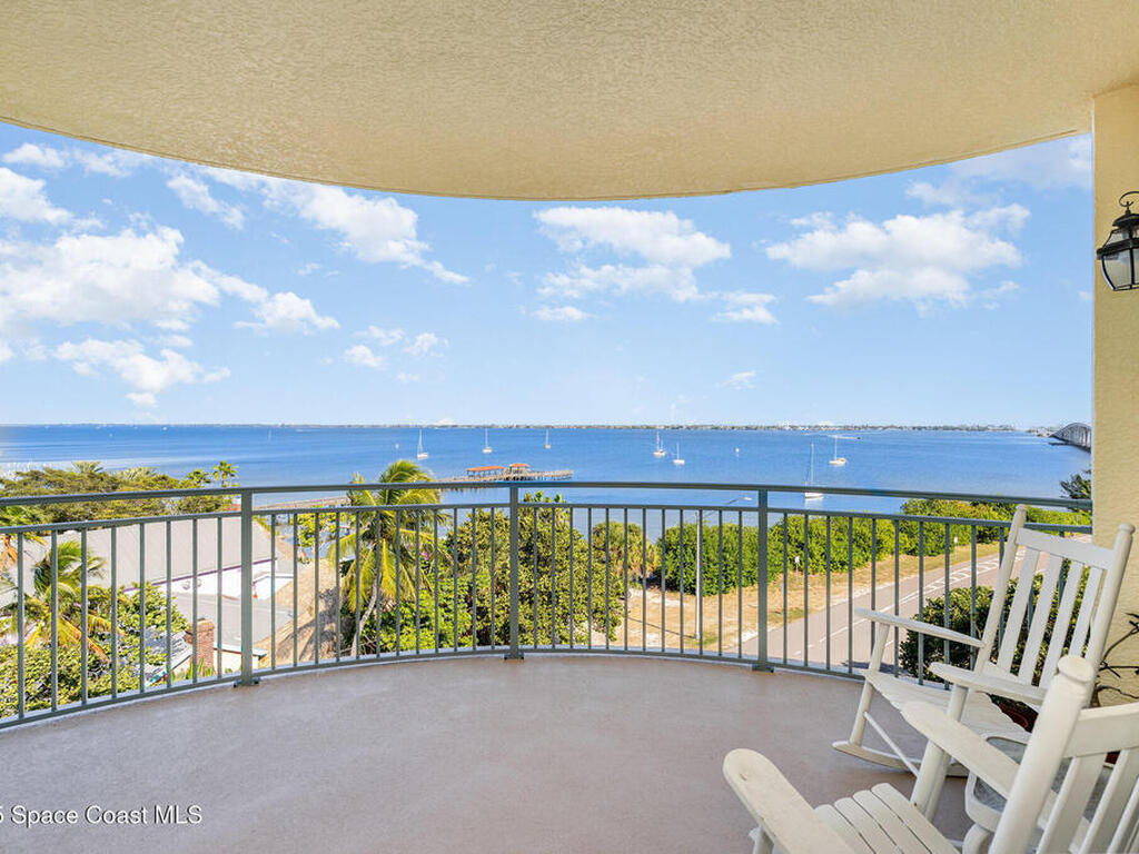 1437 Pineapple Avenue, Melbourne, FL 32935