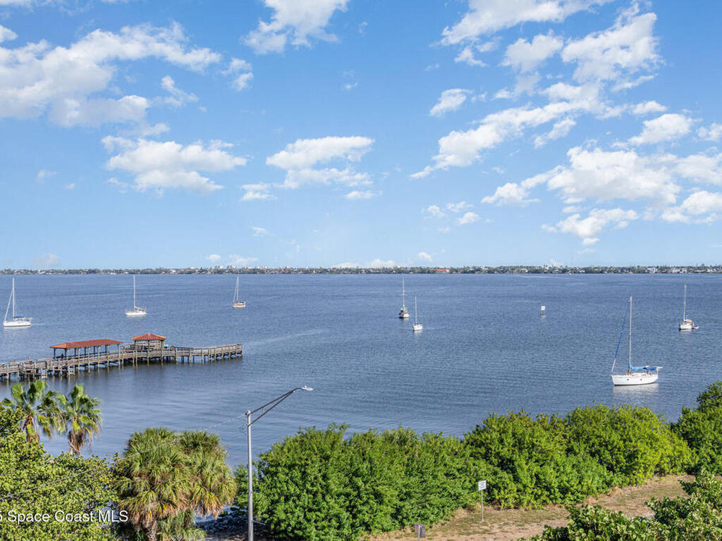 1437 Pineapple Avenue, Melbourne, FL 32935