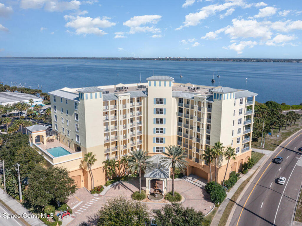 1437 Pineapple Avenue, Melbourne, FL 32935