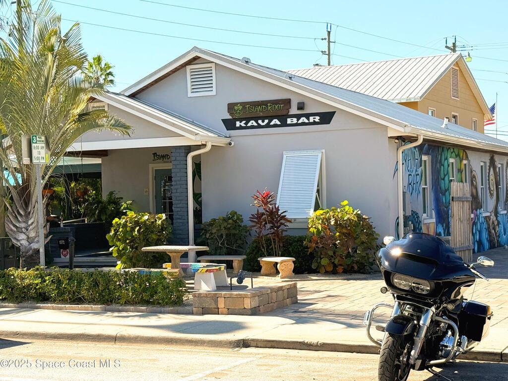 1437 Pineapple Avenue, Melbourne, FL 32935