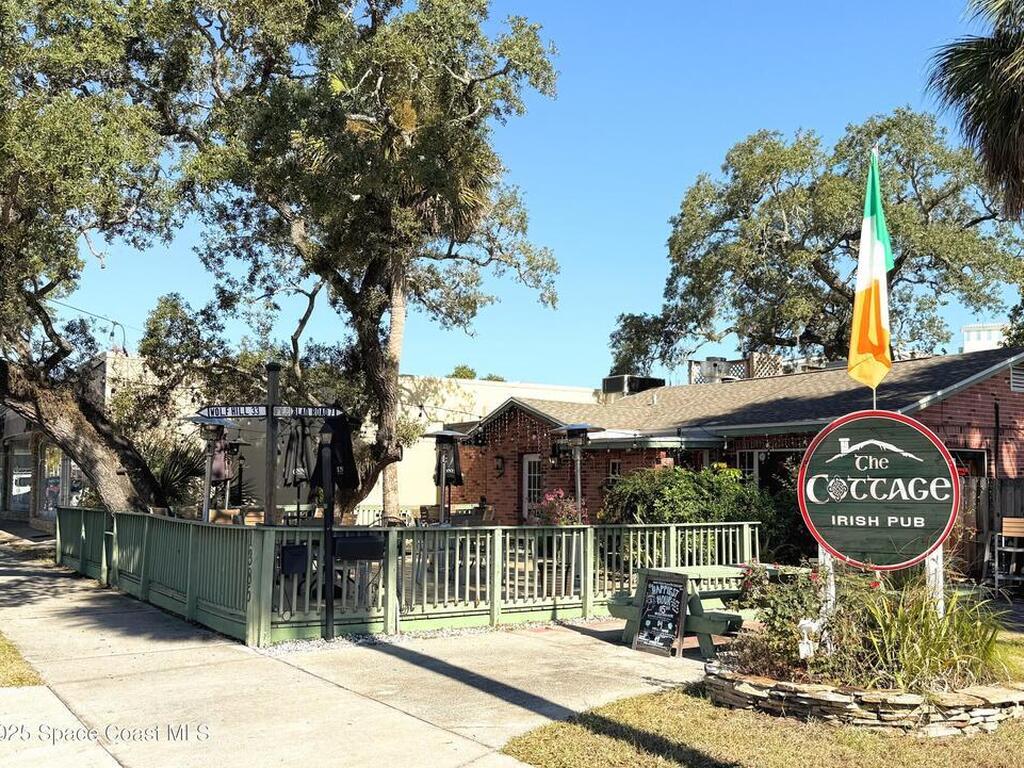 1437 Pineapple Avenue, Melbourne, FL 32935