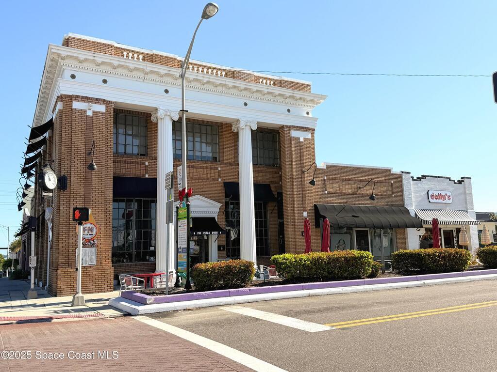 1437 Pineapple Avenue, Melbourne, FL 32935