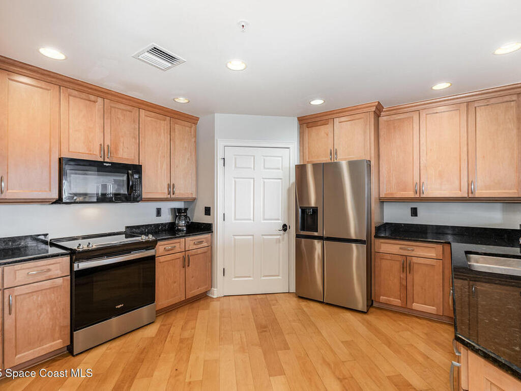 1437 Pineapple Avenue, Melbourne, FL 32935