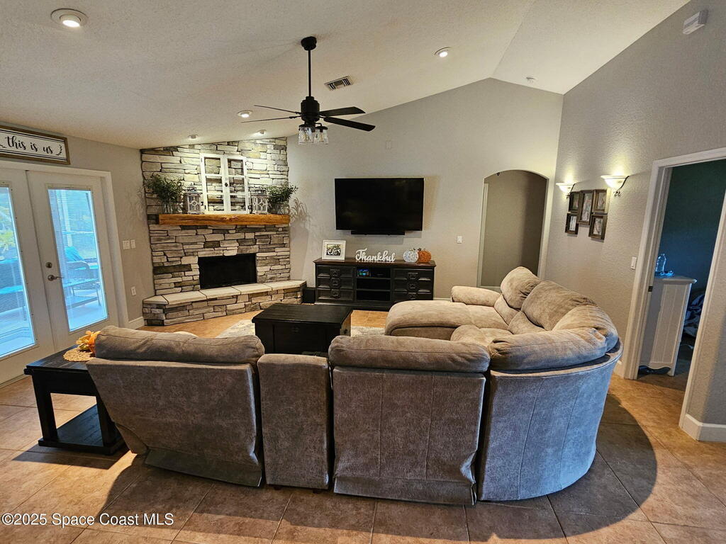 3094 Green Turtle Circle, Mims, FL 32754