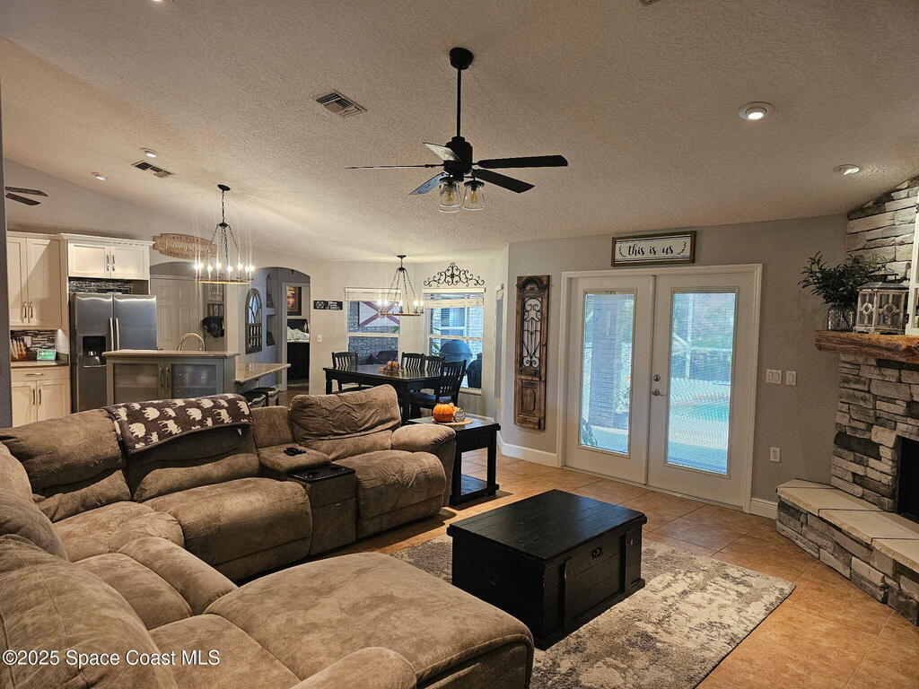 3094 Green Turtle Circle, Mims, FL 32754